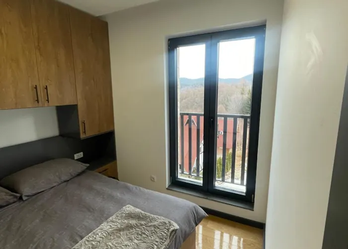 Jutarnja Zvezda Kop 아파트